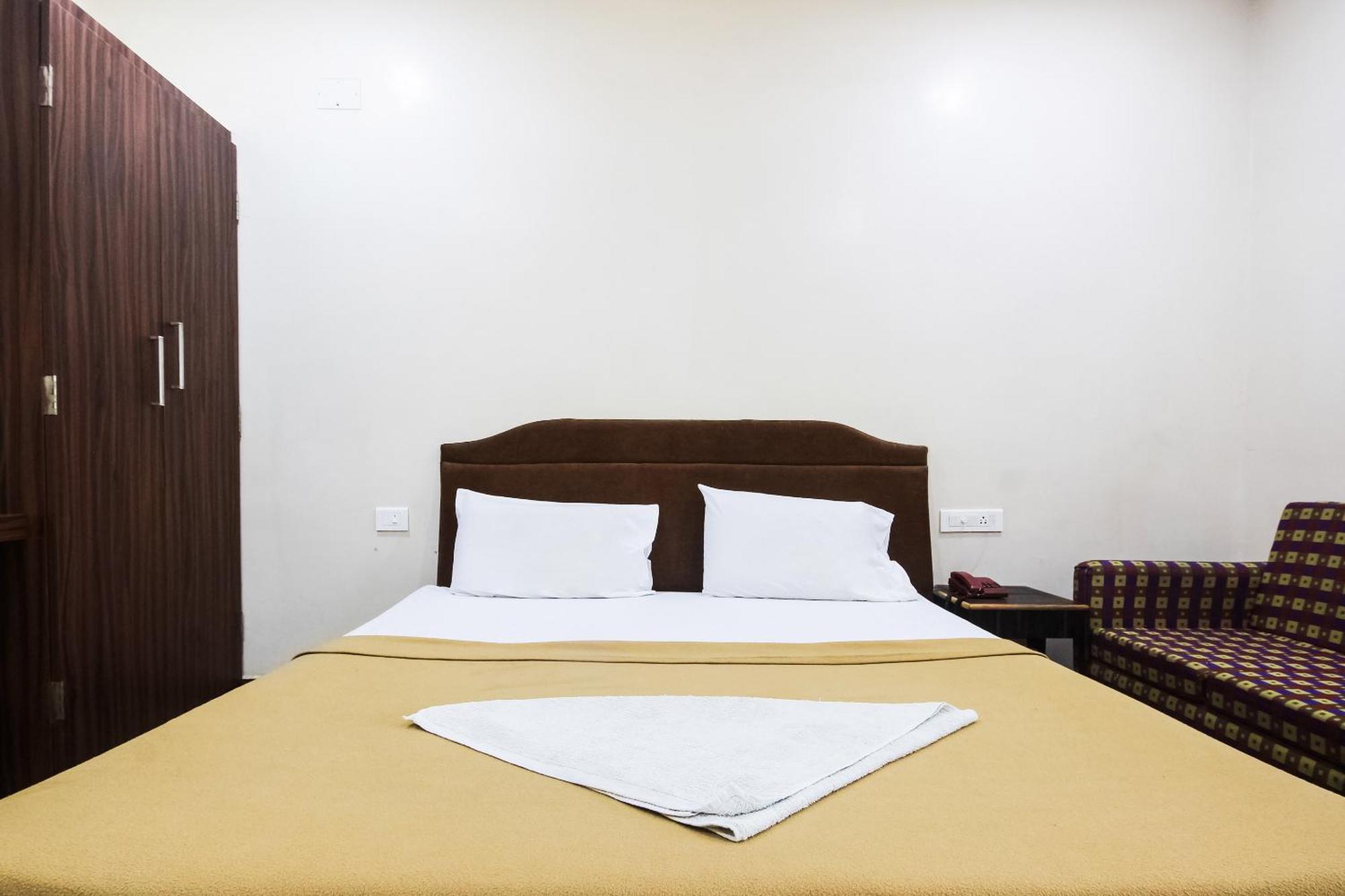 Hotel O Lk Residency Tindivanam Buitenkant foto